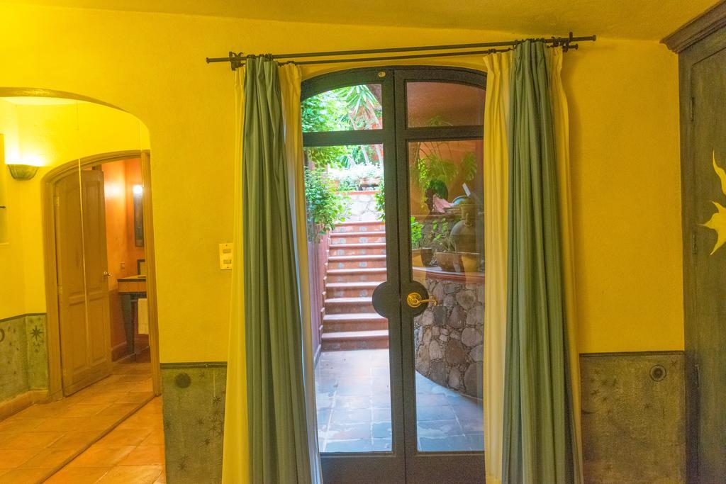 Casa Puesta Del Sol Hotel Сан Мигел де Аленде Екстериор снимка