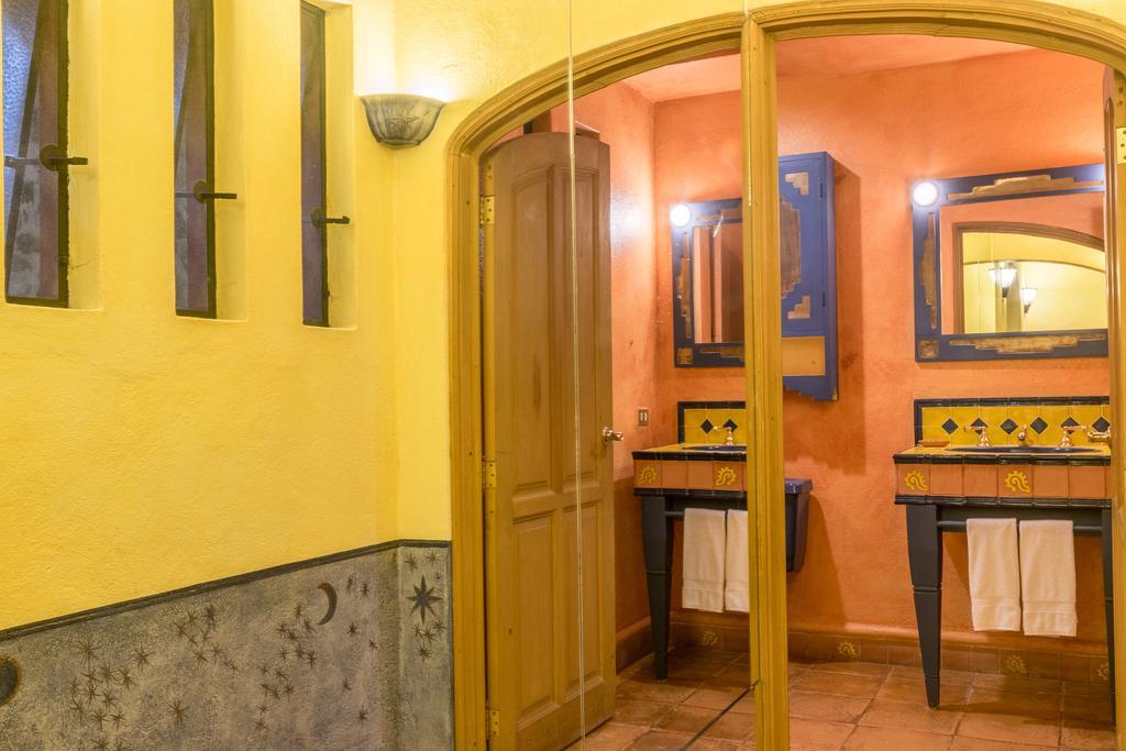 Casa Puesta Del Sol Hotel Сан Мигел де Аленде Екстериор снимка