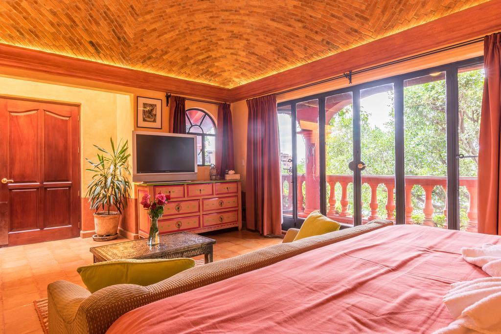 Casa Puesta Del Sol Hotel Сан Мигел де Аленде Екстериор снимка