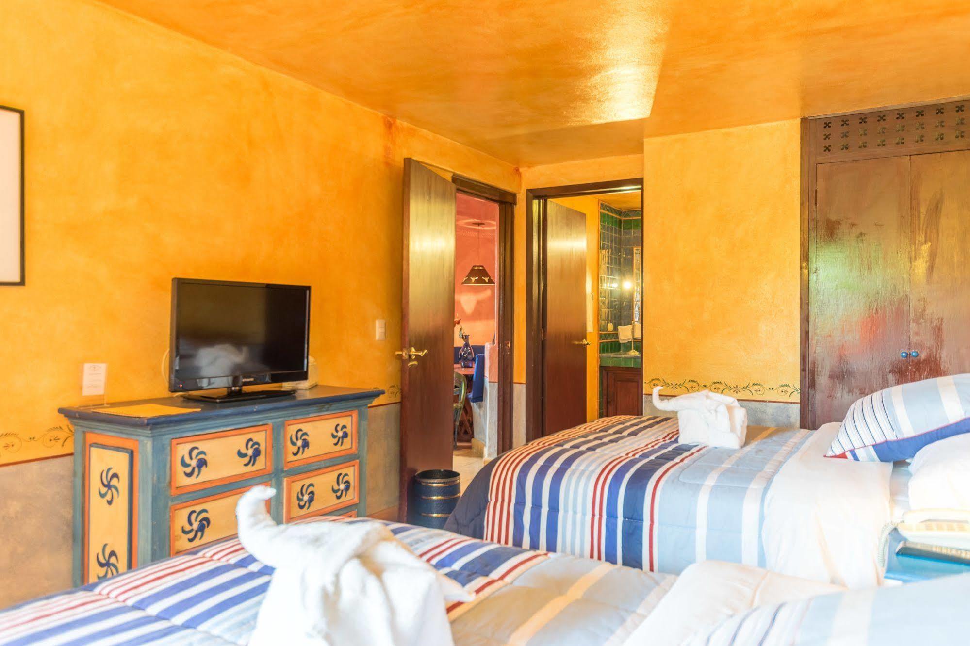 Casa Puesta Del Sol Hotel Сан Мигел де Аленде Екстериор снимка